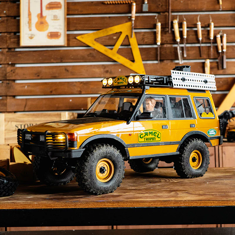FMS 1:10 FCX10 Land Rover Camel Trophy Edition RS - Image 19