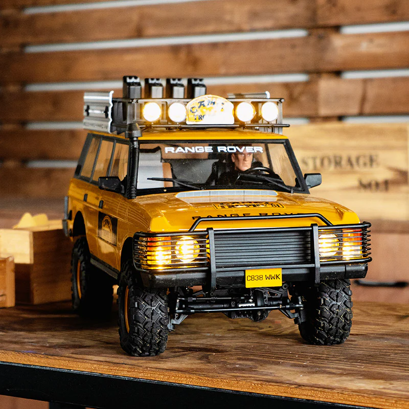 FMS 1:10 FCX10 Land Rover Camel Trophy Edition RS - Image 9