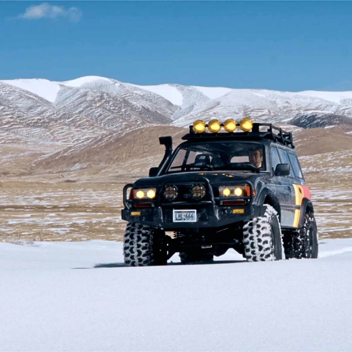 FMS 1:10 FCX10 LC80 Toyota Land Cruiser 80 RS - Image 10