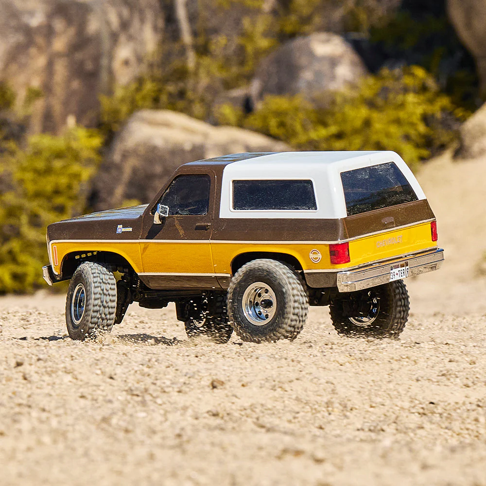 FMS 1:24 FCX24 Chevrolet K5 Blazer RTR - Image 23