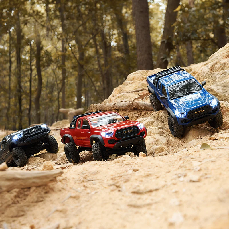 FMS 1:24 FCX24M Toyota Tacoma RTR - Image 29