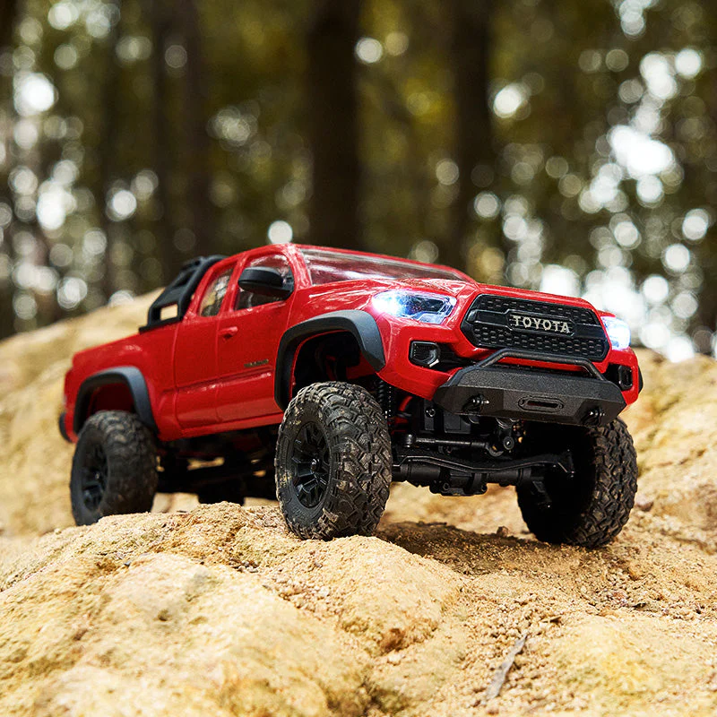 FMS 1:24 FCX24M Toyota Tacoma RTR - Image 31