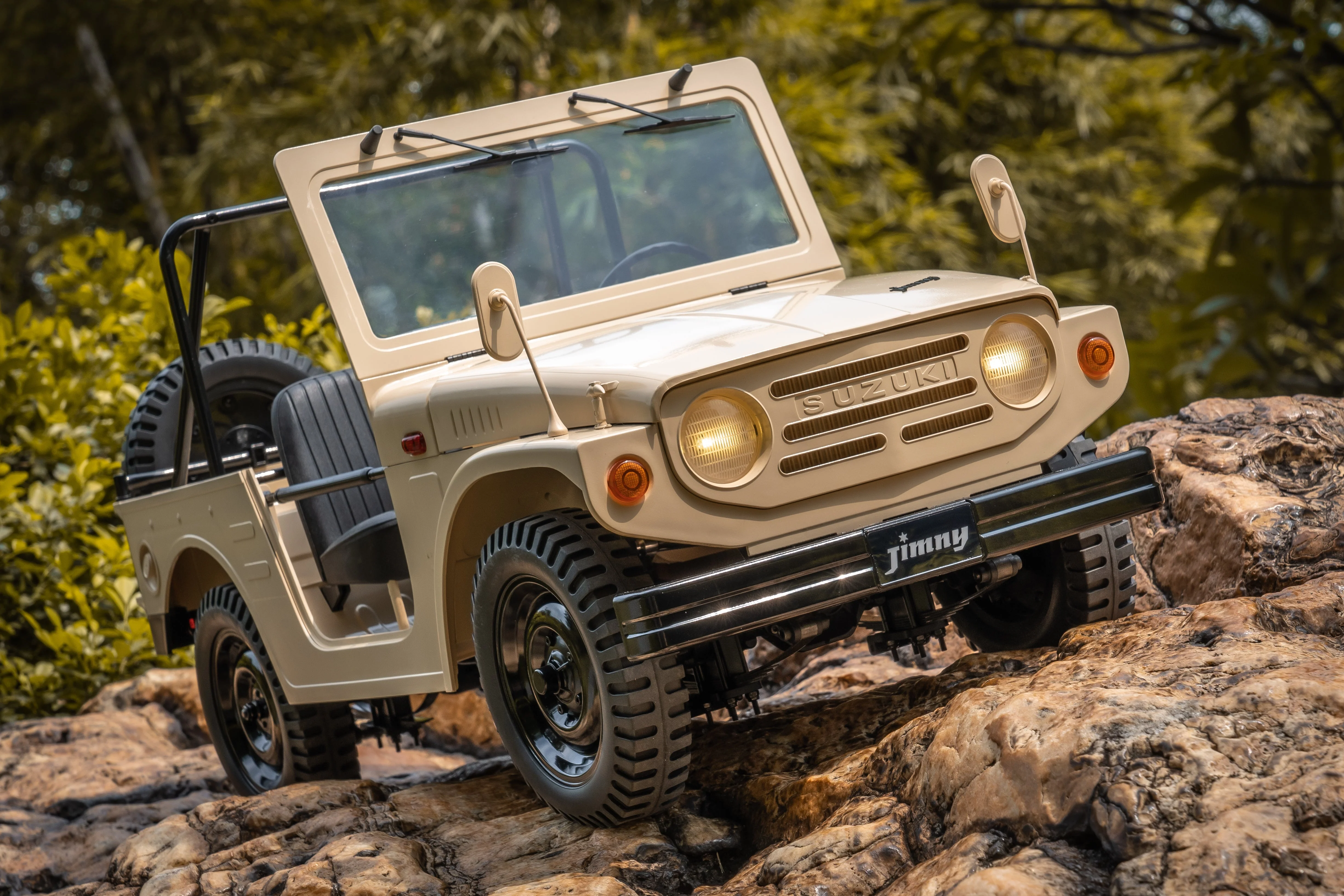 FMS 1:6 JIMNY RS Brown - Image 7